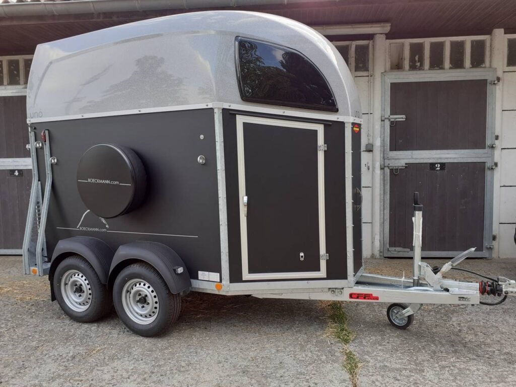 Van BOCKMANN UNO C LUXE + SELLERIE 1.5 places