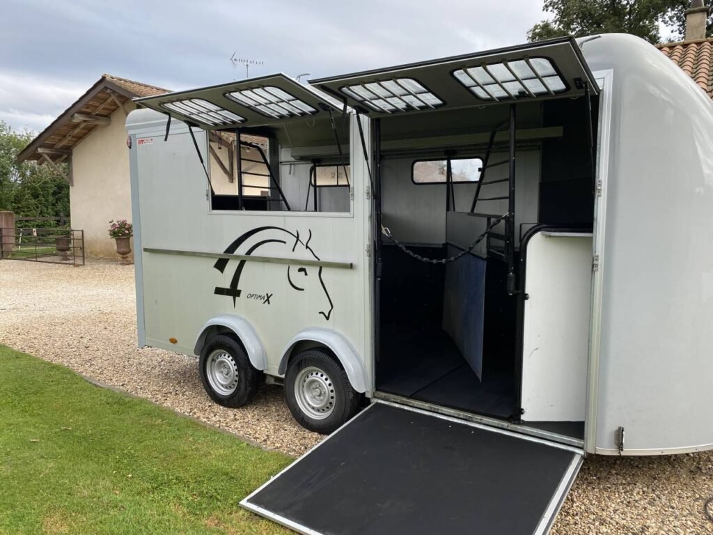 VAN CHEVAL LIBERTE OPTIMAX 4 P